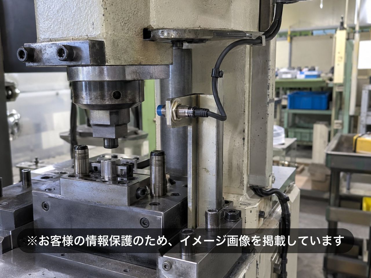 圧入機のセンサー交換による復旧